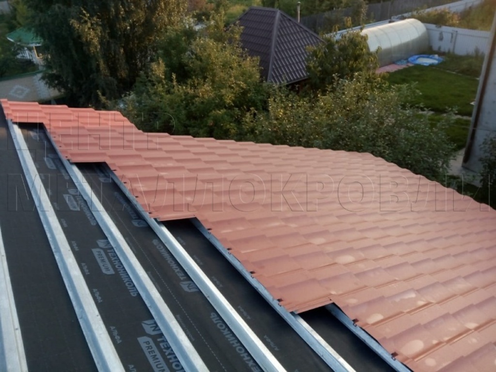 Металлочерепица Геркулес 8004 терракотовый Стальной Бархат от Центра Металлокровли в Екатеринбурге