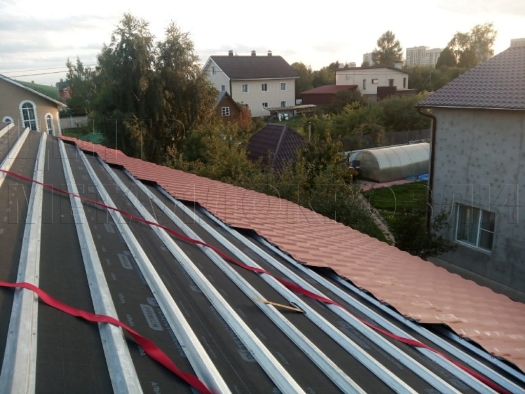 Металлочерепица Геркулес 8004 терракотовый Стальной Бархат от Центра Металлокровли в Екатеринбурге